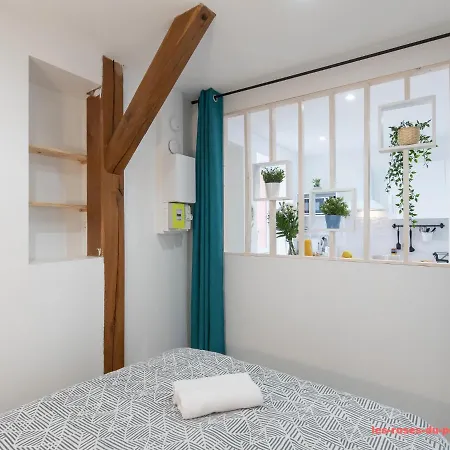 Au Confort Du Port Roannais Appartement